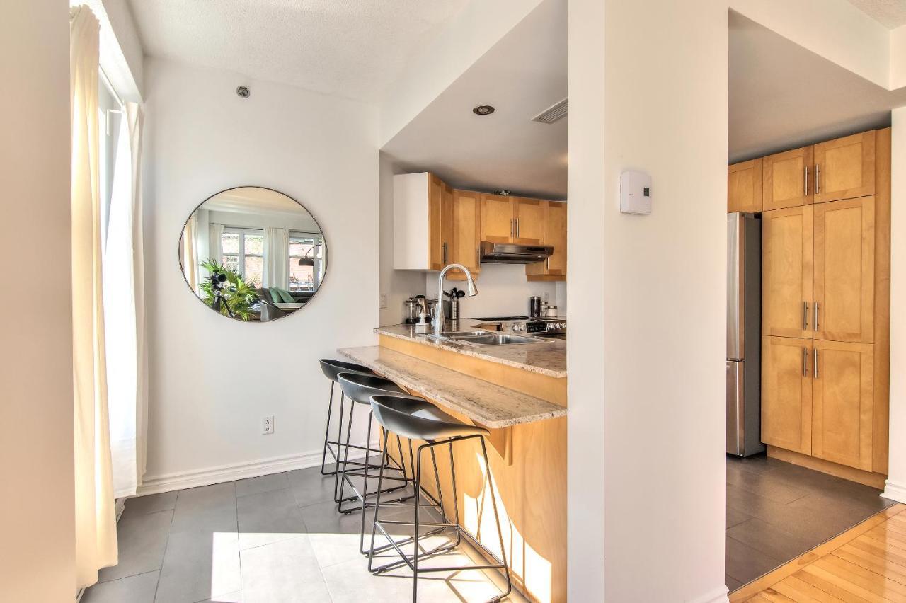 Place-Des-Arts Suites Montreal Ngoại thất bức ảnh